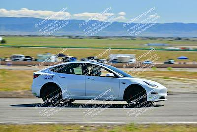 media/Apr-06-2024-Extreme Speed (Sat) [[3431b70655]]/Silver-low int/Session 3 (Turns 2 and 3)/